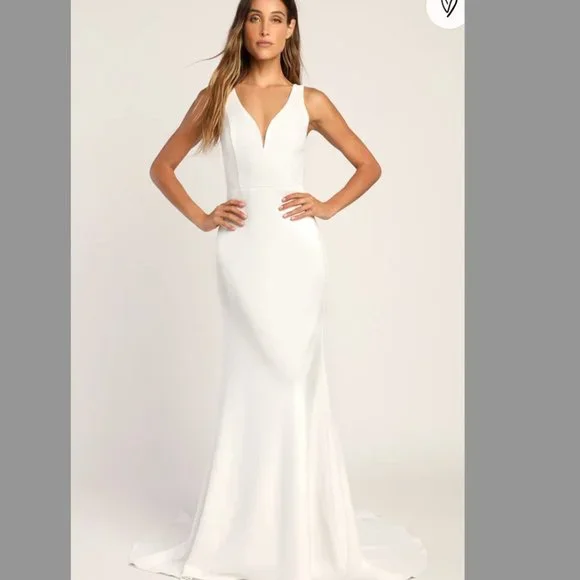 Lulu's Long-Lasting Love Ivory Lace V-Neck Mermaid Dress - Picture 2 of 15